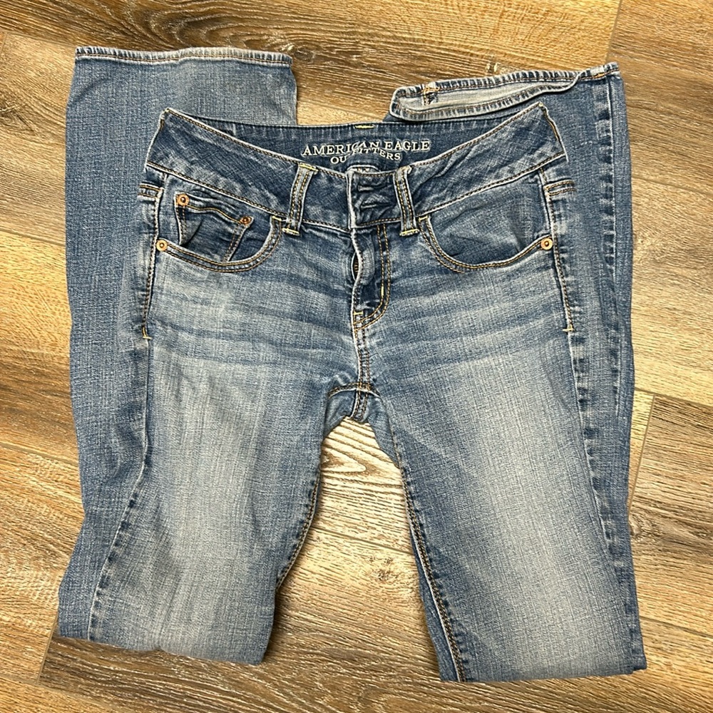Women’s American Eagle Jeans